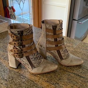 FREEBIRD BY STEVEN JULIA!!!!